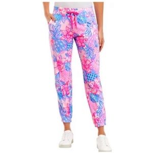 Lilly Pulitzer Mallie Pant. NTW Size Large.